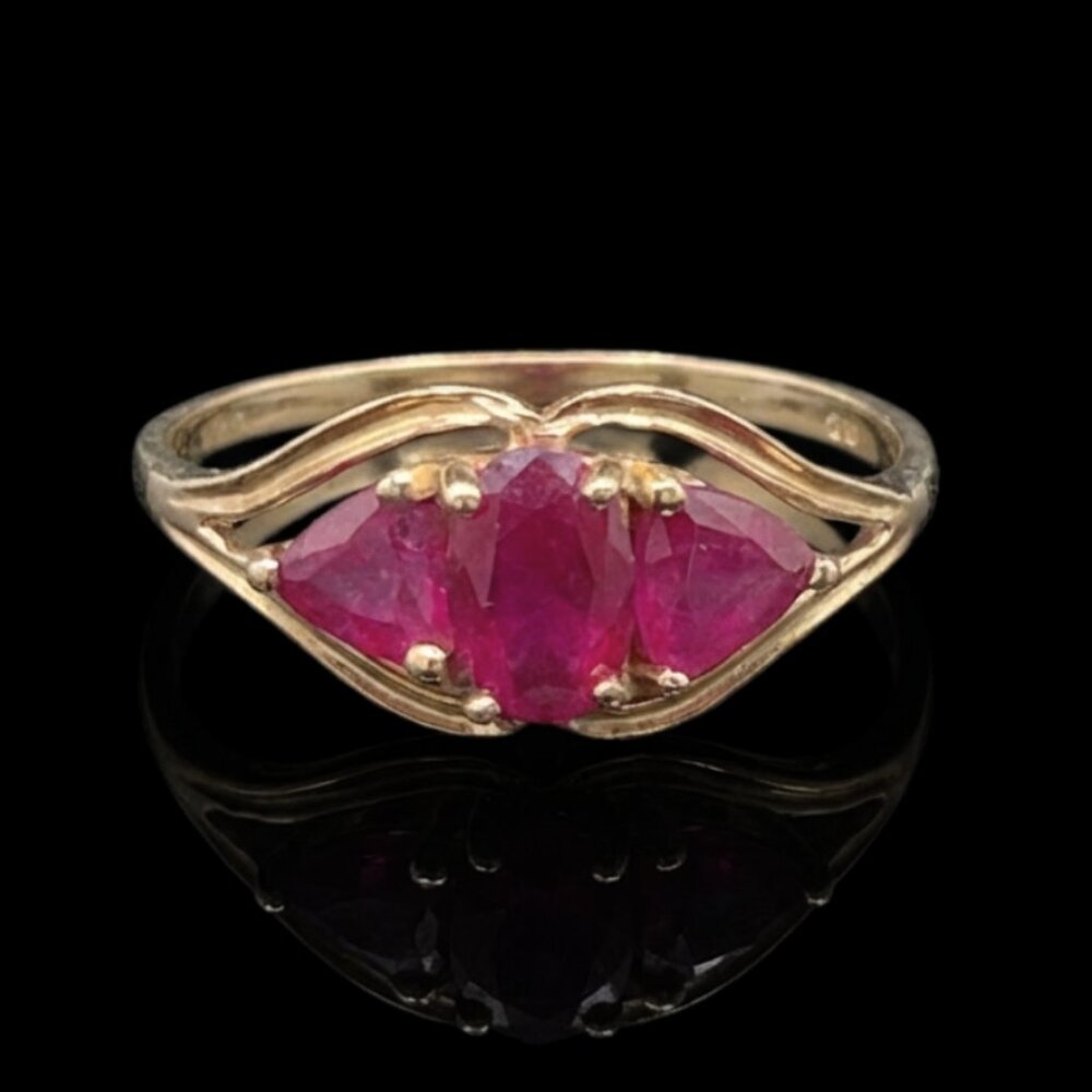 10K Gold Ring With Lab-Created Red Rubies Size 6 Designer Signed 1.5g